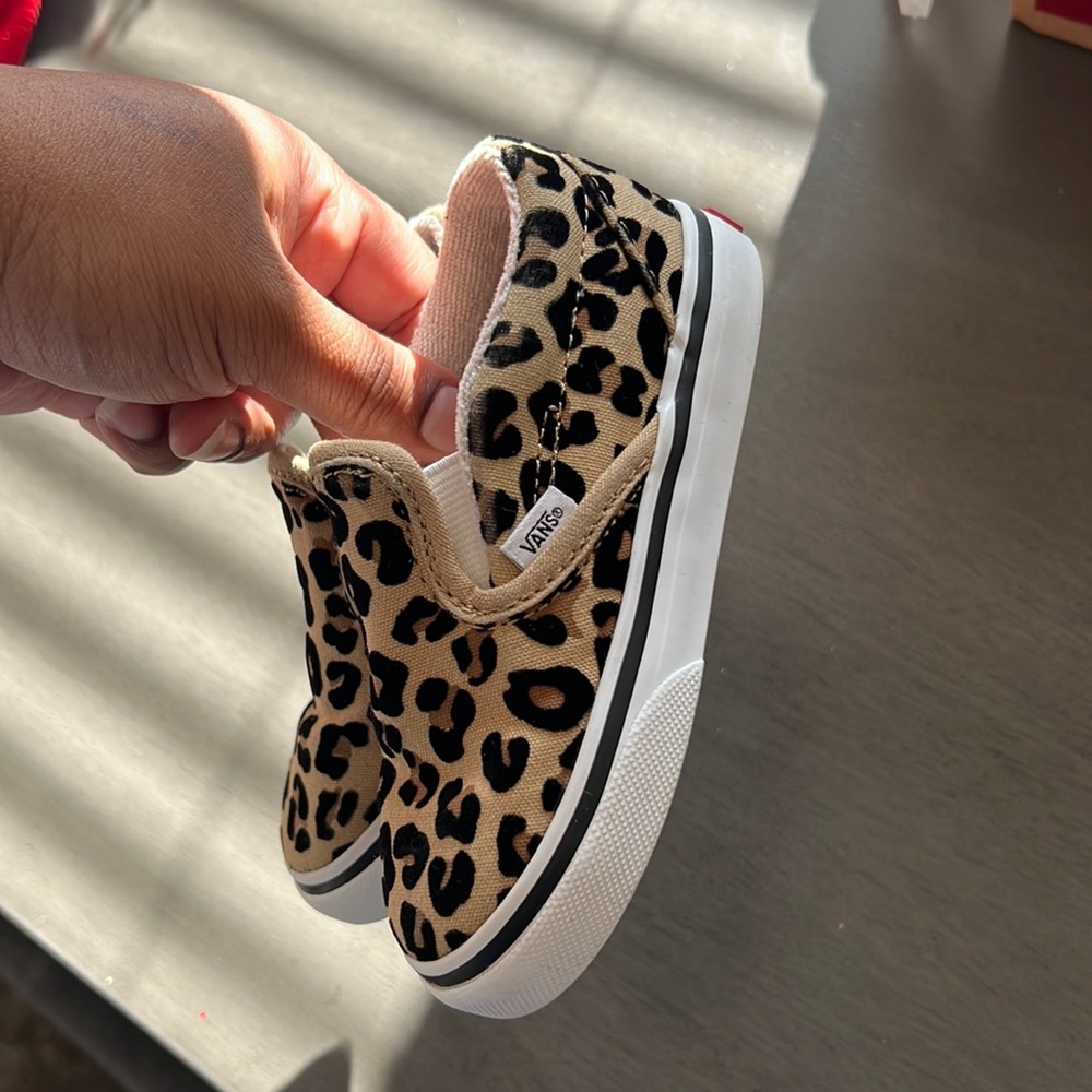 Adorable Cheetah Vans